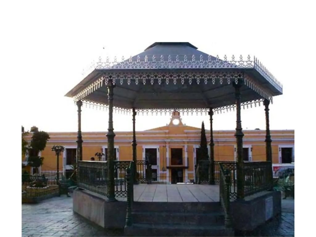 Kiosko-Forjado-Emr-